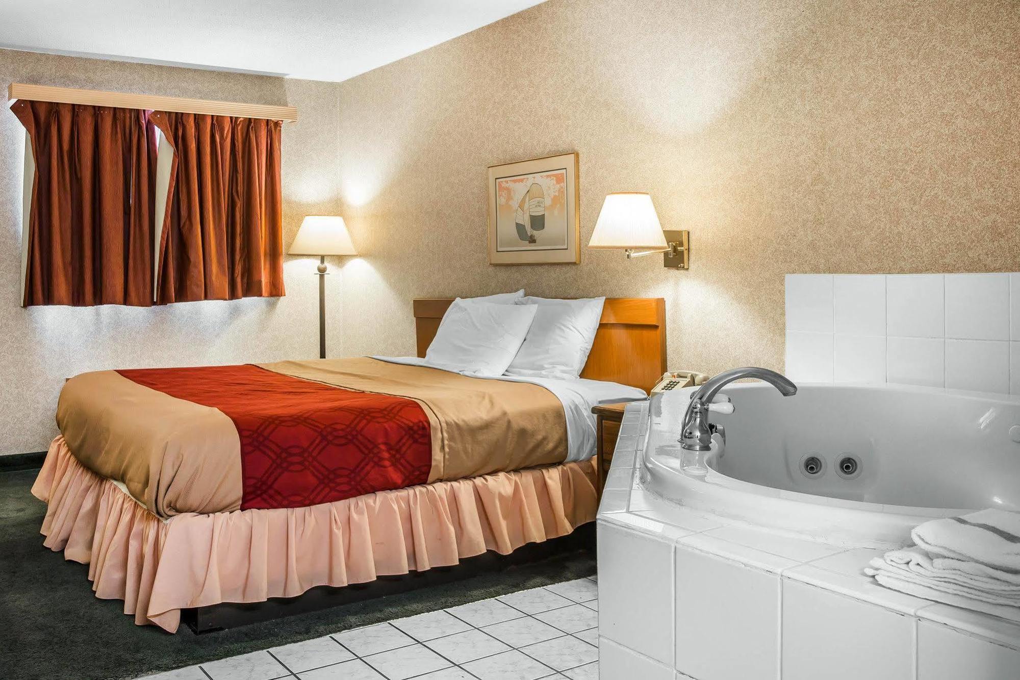Econo Lodge Holland Exterior foto